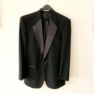 Gianni Roma Men's Tuxedo 40R 34R